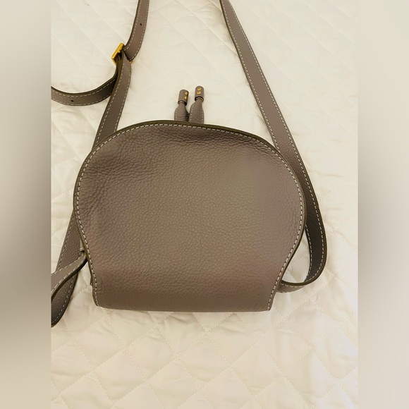 Chloe Small Marcie leather sadle bag. Authentic. No filter .Great condition - Picture 13 of 15
